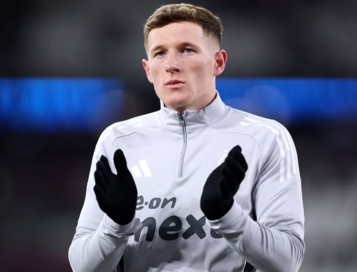 Read more about the article Manchester United Mengurungkan Niat Boyong Elliot Anderson Akibat Harga Selangit