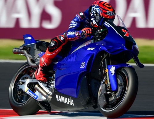 Read more about the article Motor Bermesin V4 Bermasalah, Yamaha Akhiri Hari Kedua Tes Pramusim MotoGP Sepang Lebih Awal